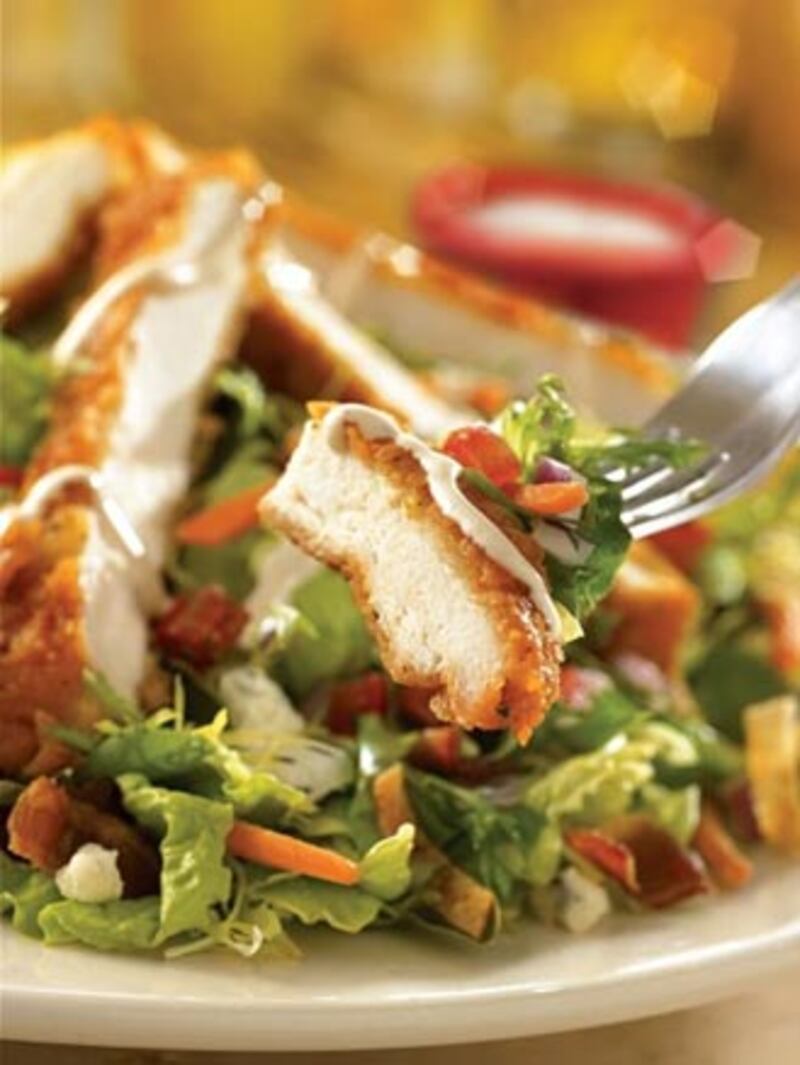 galleries/2010/07/02/deadly-salads/deadly-salads---chilis-boneless-buffalo-chicken-salad_vbtwcp