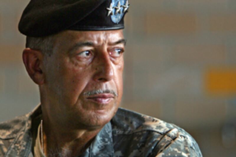 articles/2013/09/10/hero-summit-2013-presenters/hero-2013-bios-honore_xujntu