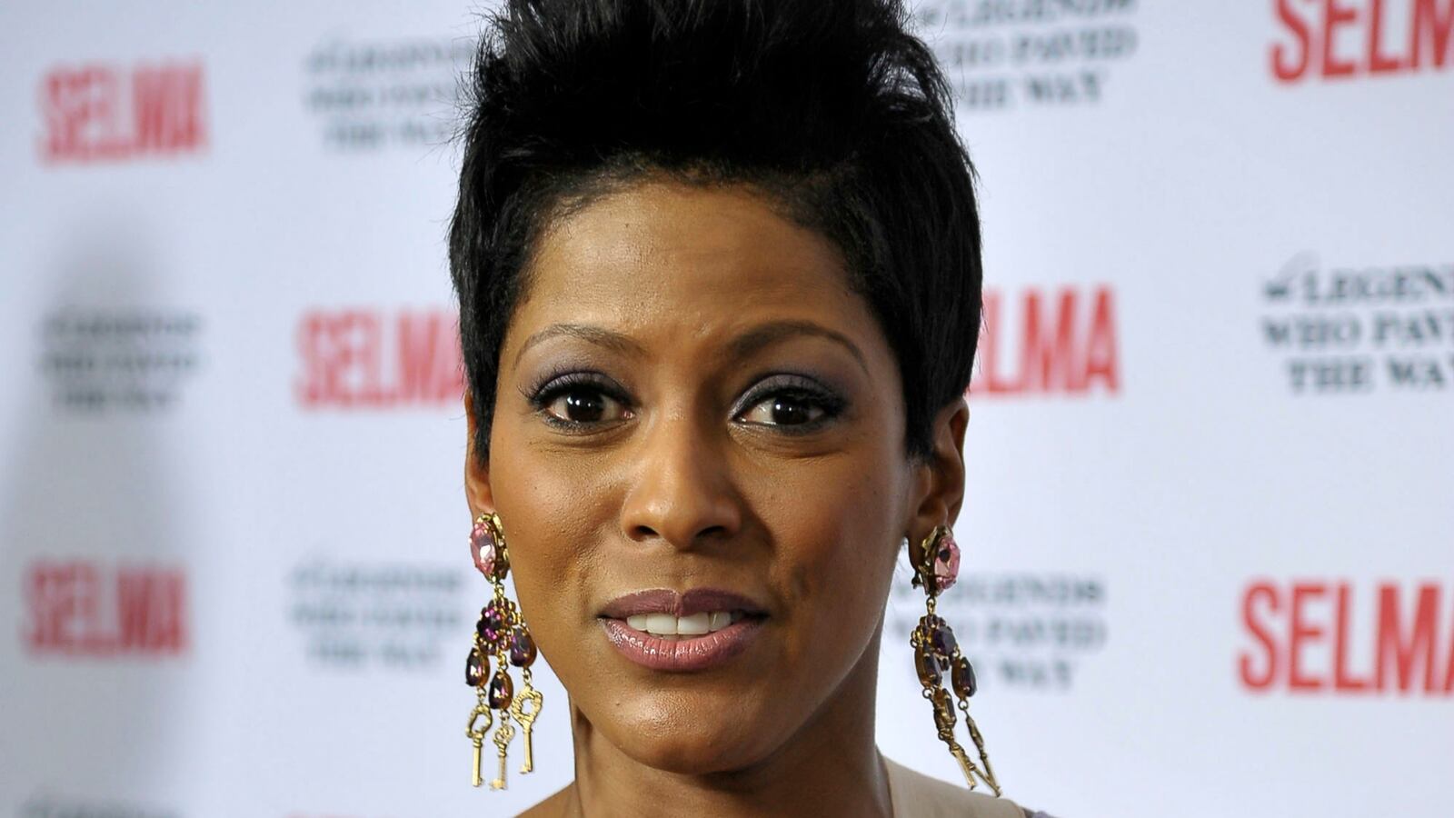 cheats/2017/02/01/tamron-hall-leaving-nbc-after-today-hour-canceled-for-megyn-kelly/170201-tamron-hall-today-cheat_oomplt