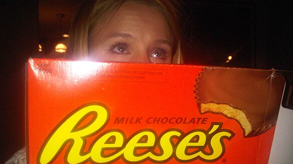 galleries/2011/05/12/celebrity-twitter-photos/twitpi513---bell_v65dez