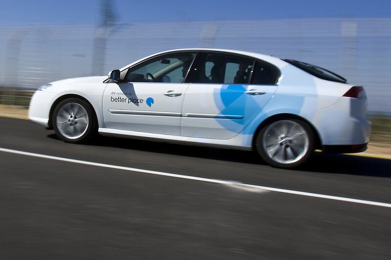 articles/2013/01/22/electric-cars-a-low-wattage-business-model/130122-better-place-electric-car-mcardle-tease_jzahoh