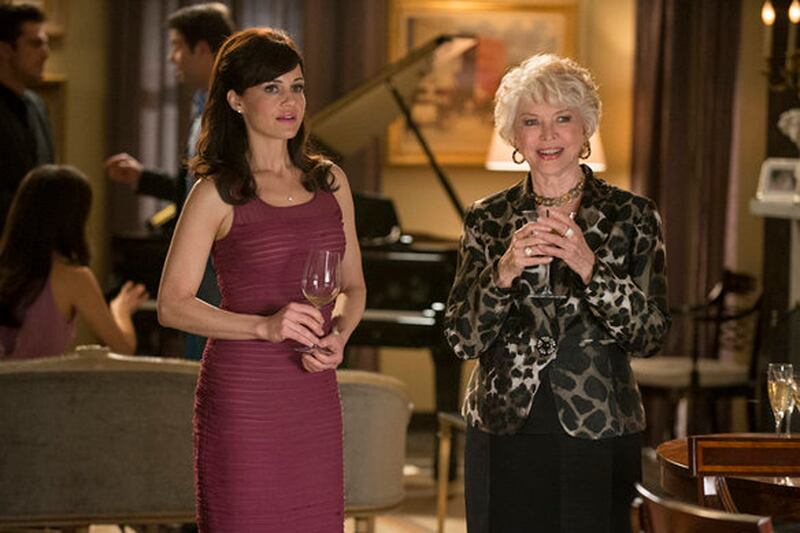 galleries/2013/09/22/emmy-predictions-2013-who-will-win-and-who-should-win-photos/emmys-supporting-actress-miniseries_t5q41w