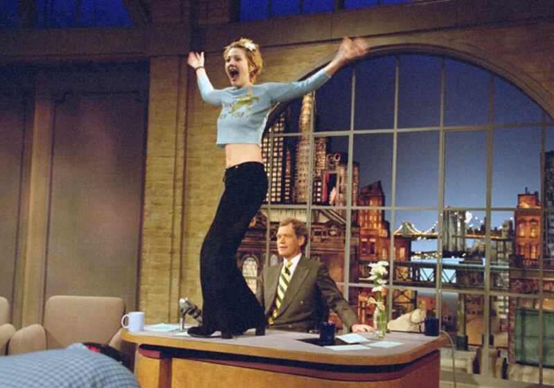 galleries/2009/09/29/roller-girl/drew-barrymore-18_s7ekcj