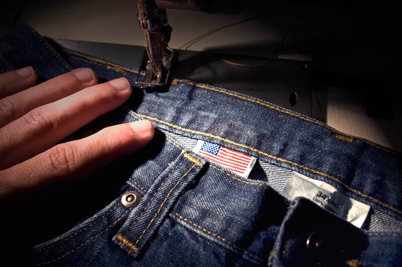 articles/2015/09/10/hey-trump-your-swag-is-made-in-africa-here-s-an-ohio-company-that-can-make-it-for-less/150910-daly-fashion2-embed_i1lzsv