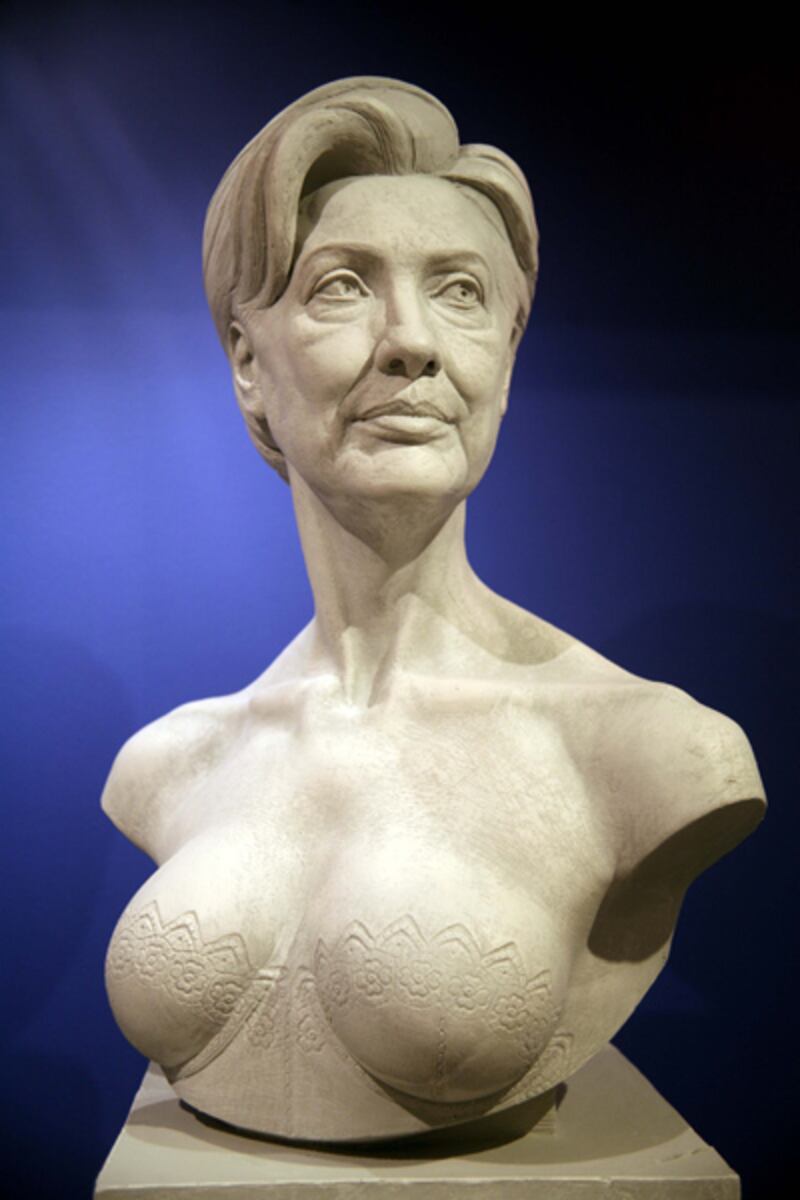 galleries/2011/08/09/daniel-edwards-nude-sculptures/daniel-edwards-hillary_aufnyx