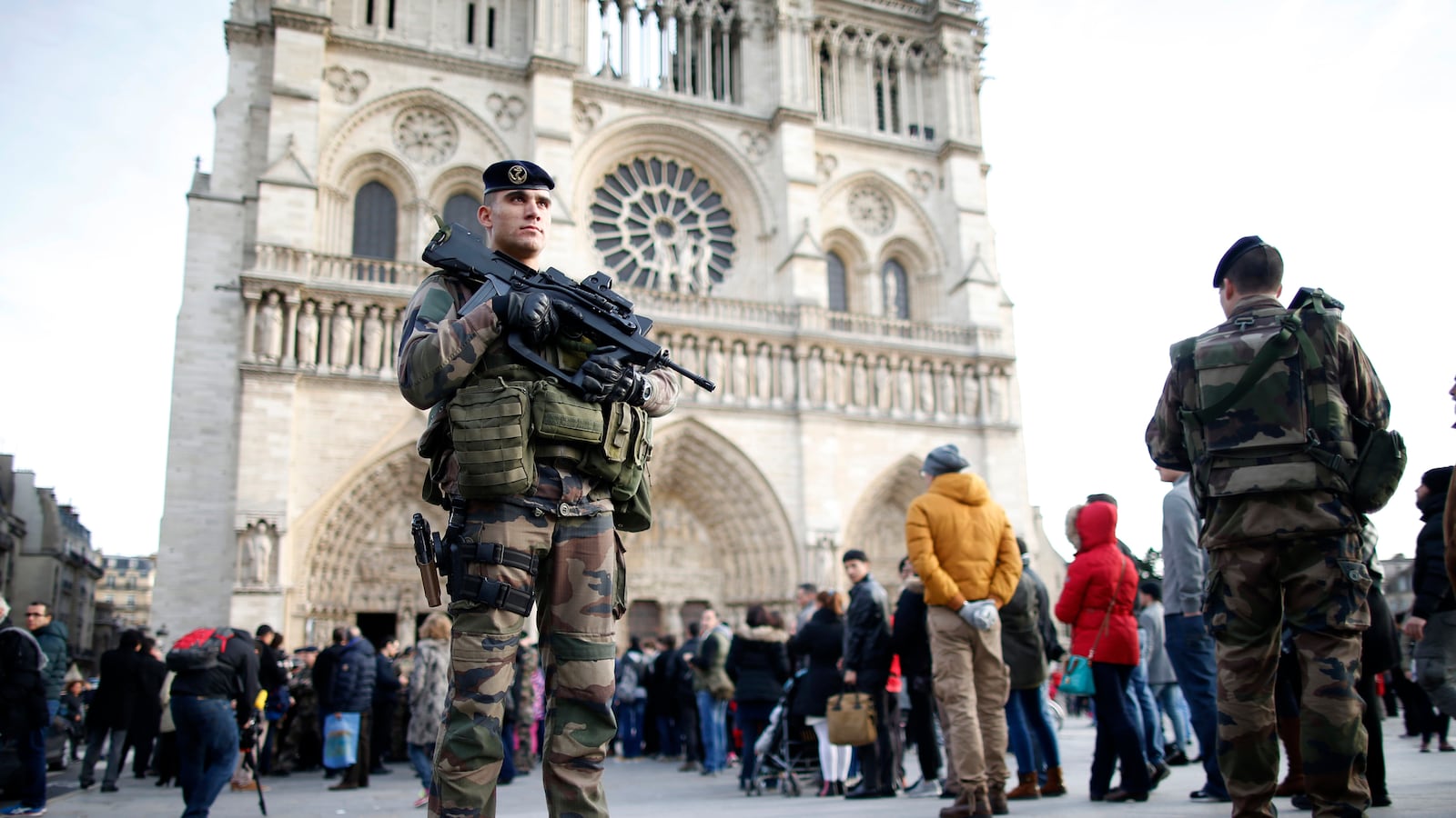 articles/2016/09/08/an-isis-plot-to-blow-up-notre-dame-cathedral-and-rule-the-world/160907-weiss-notre-dame-tease_vy00l9