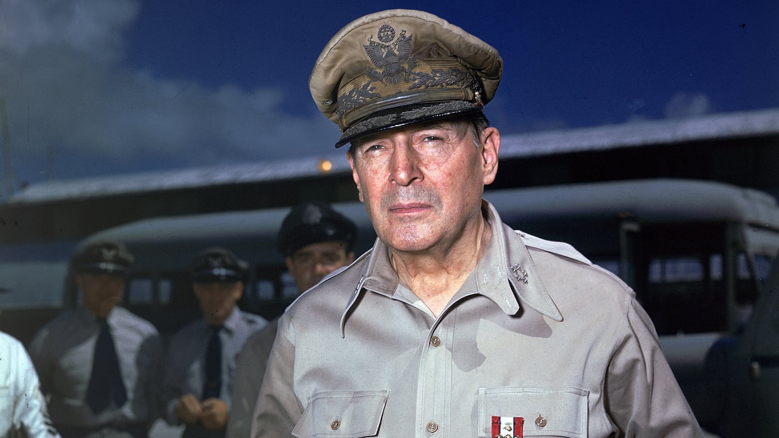 articles/2015/08/08/from-internment-camp-to-macarthur-s-aide/150807-adelstein-mcarthur-tease_kn4480