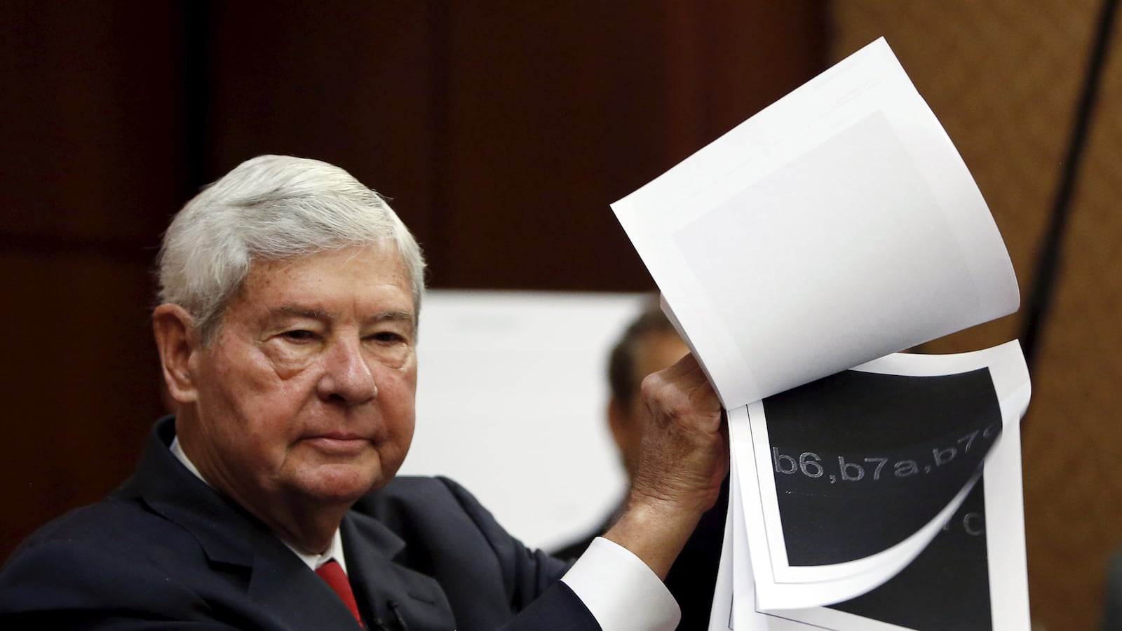 articles/2016/06/30/white-house-goes-dark-on-the-9-11-report-s-secret-28-pages/160629-clift-bob-graham-tease_z5w4if