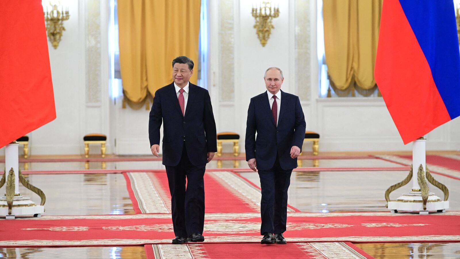 TOPSHOT - Russian President Vladimir Putin meets with China's President Xi Jinping at the Kremlin in Moscow on March 21, 2023.