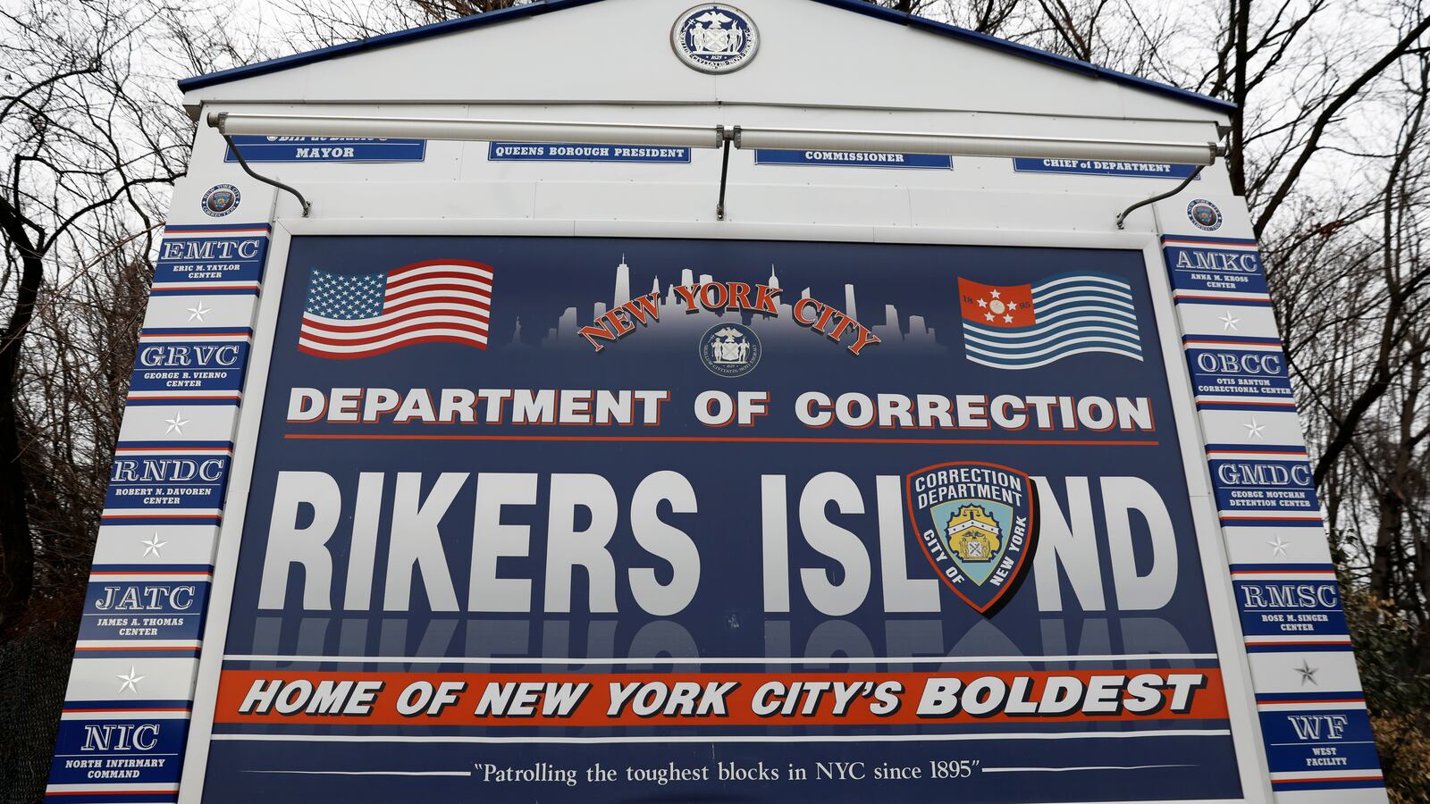 2021-03-09T185347Z_1056601548_RC2U7M9044QK_RTRMADP_3_NEW-YORK-PRISON_bywqdu