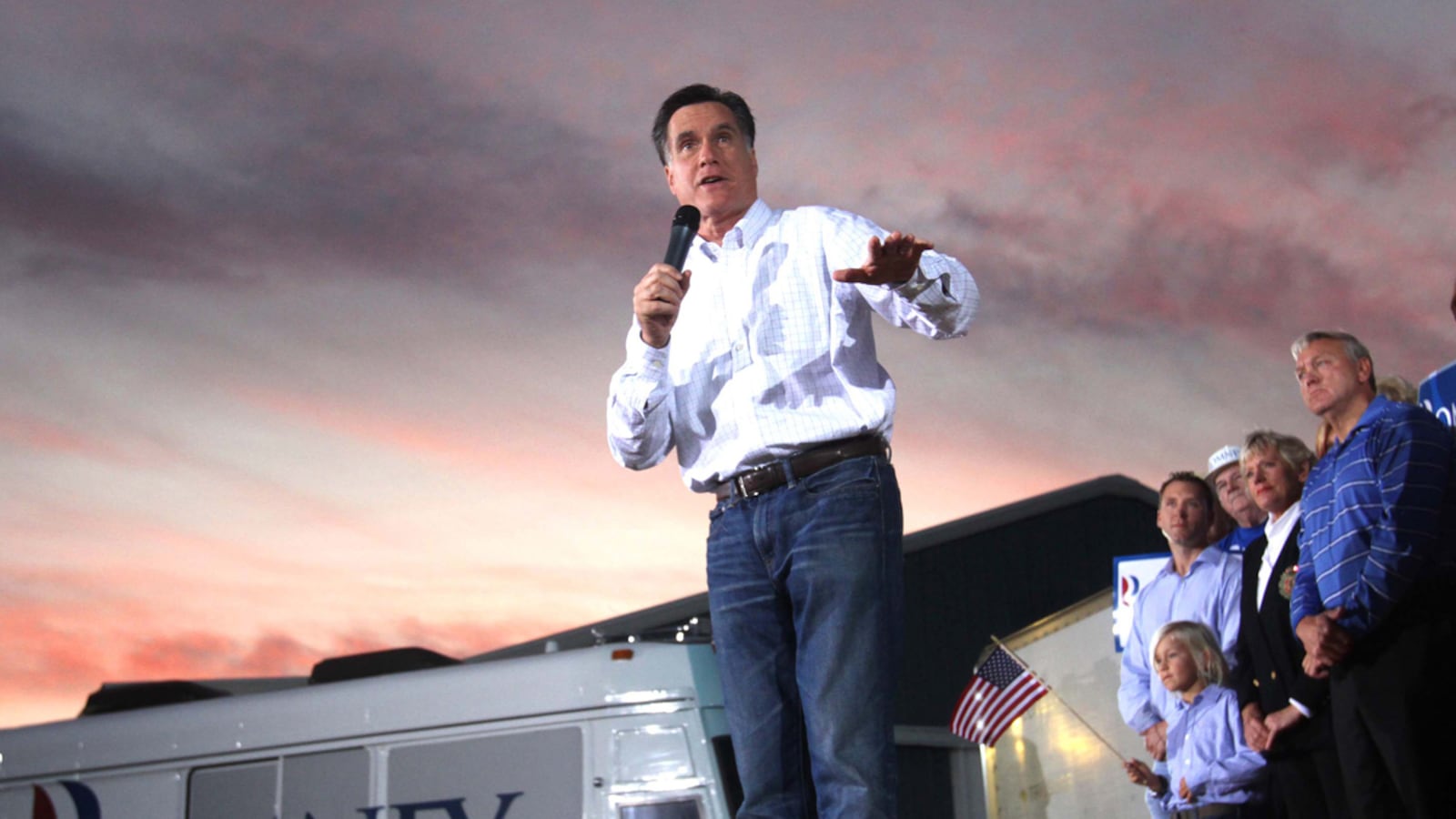 cheats/2012/01/24/romney-releases-tax-returns/mitt-faces-newt-debate-kurtz_j9zepw