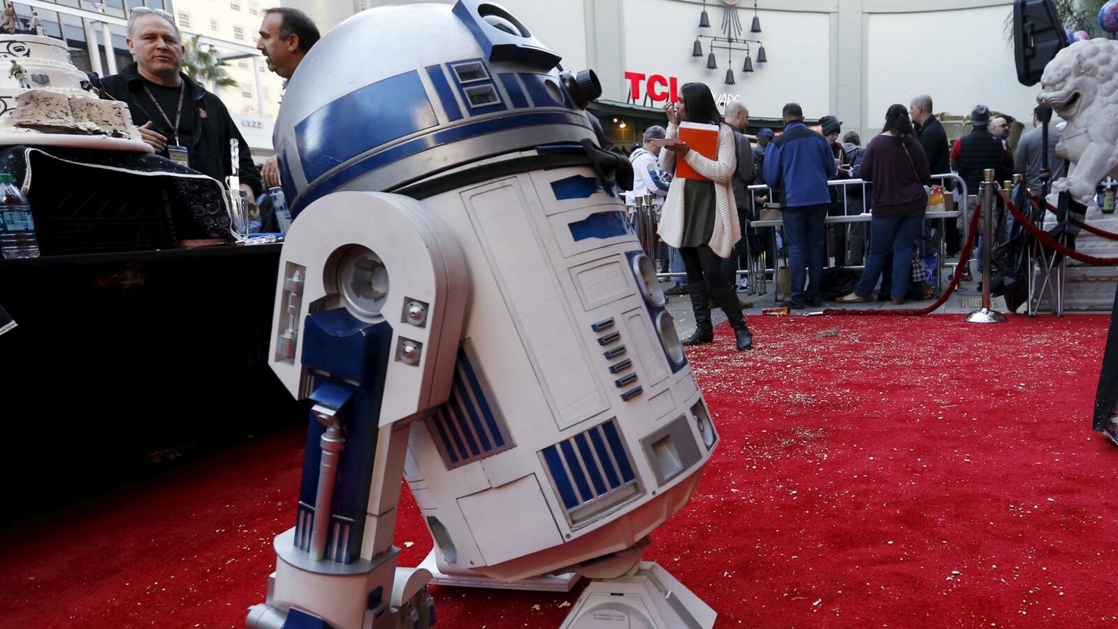 cheats/2016/03/04/r2-d2-creator-tony-dyson-dies/160304-r2d2-cheat_kqjv8r