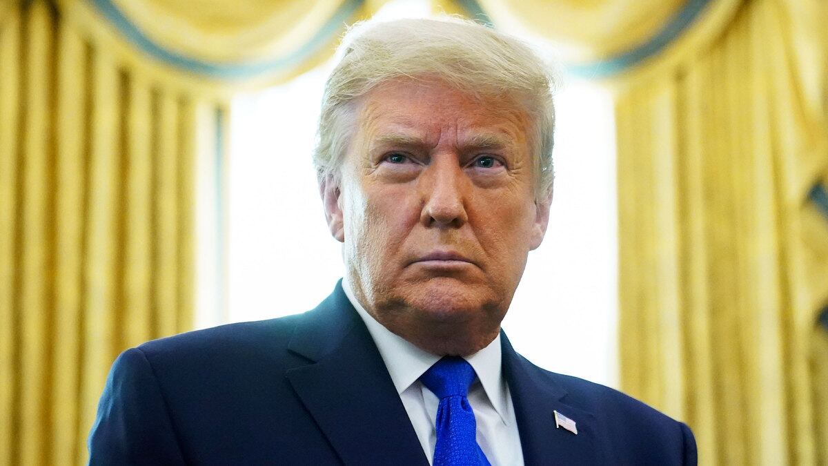 201208-Carlson-Trump-tease_uqiptq