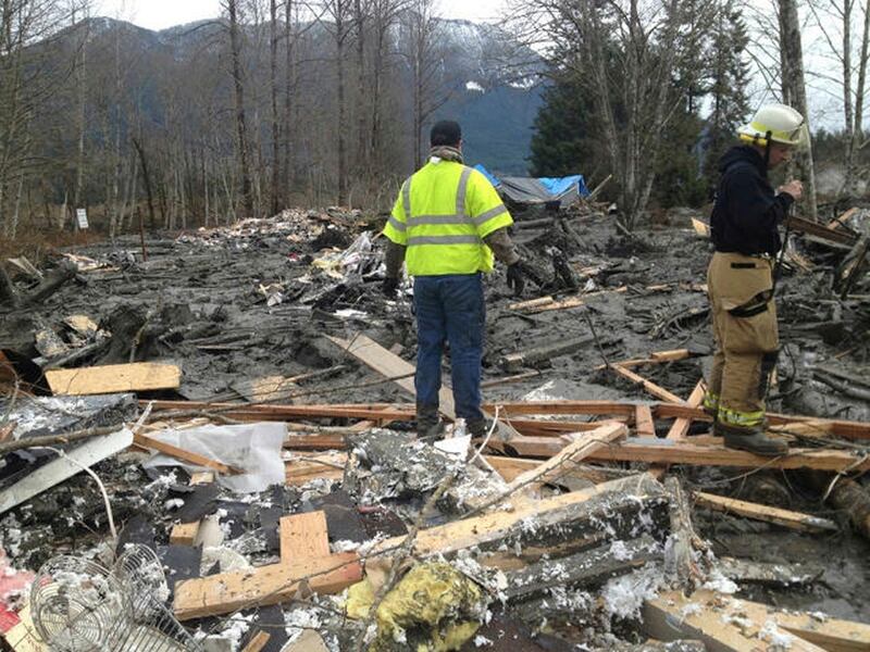 galleries/2014/03/25/without-warning-mudslide-covers-washington-town-photos/140325-wa-mudslide-6_ru2x8w