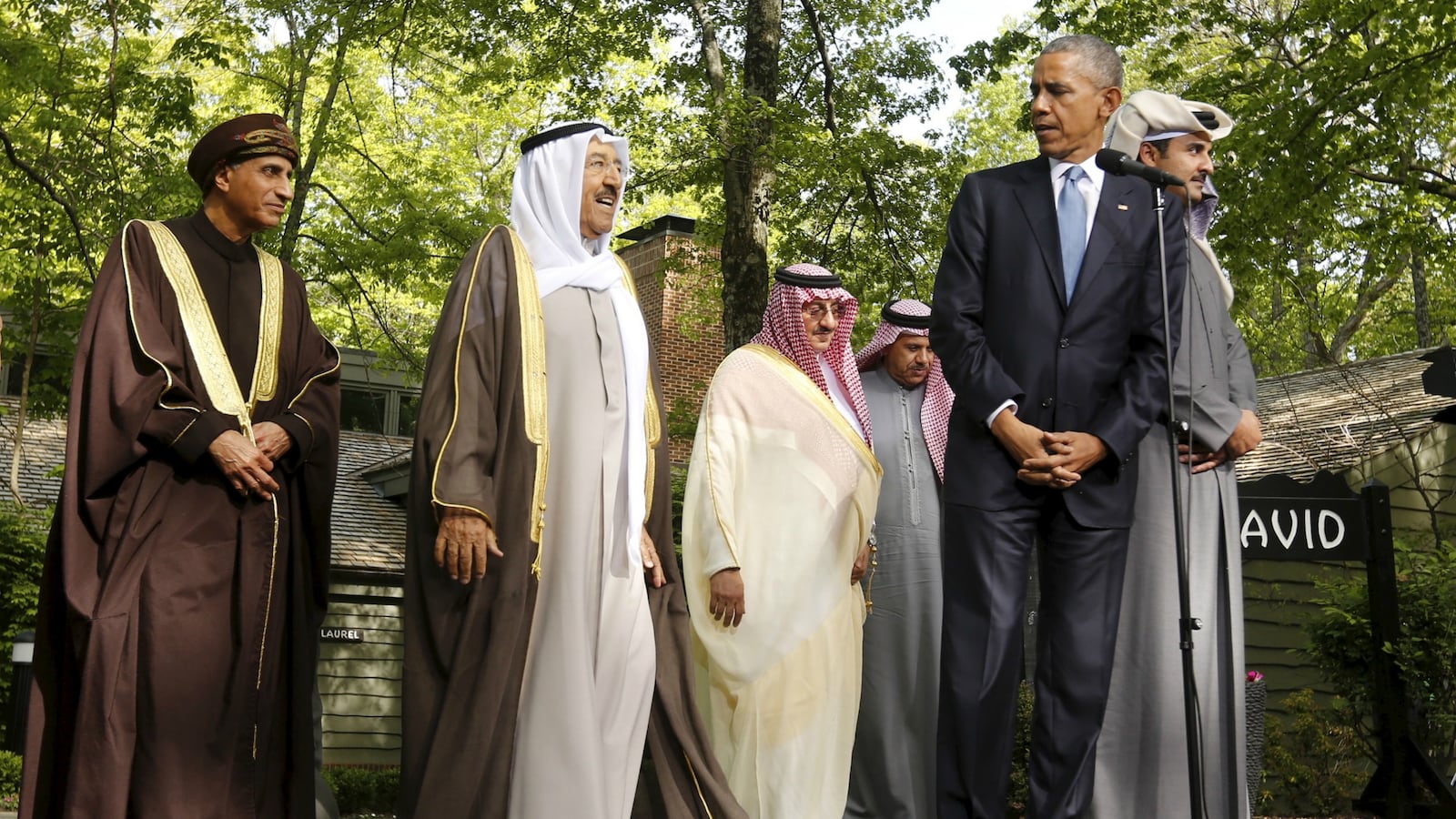cheats/2015/05/14/obama-addresses-arab-fears-at-camp-david/150514-obama-camp-david-cheat_aybqlp