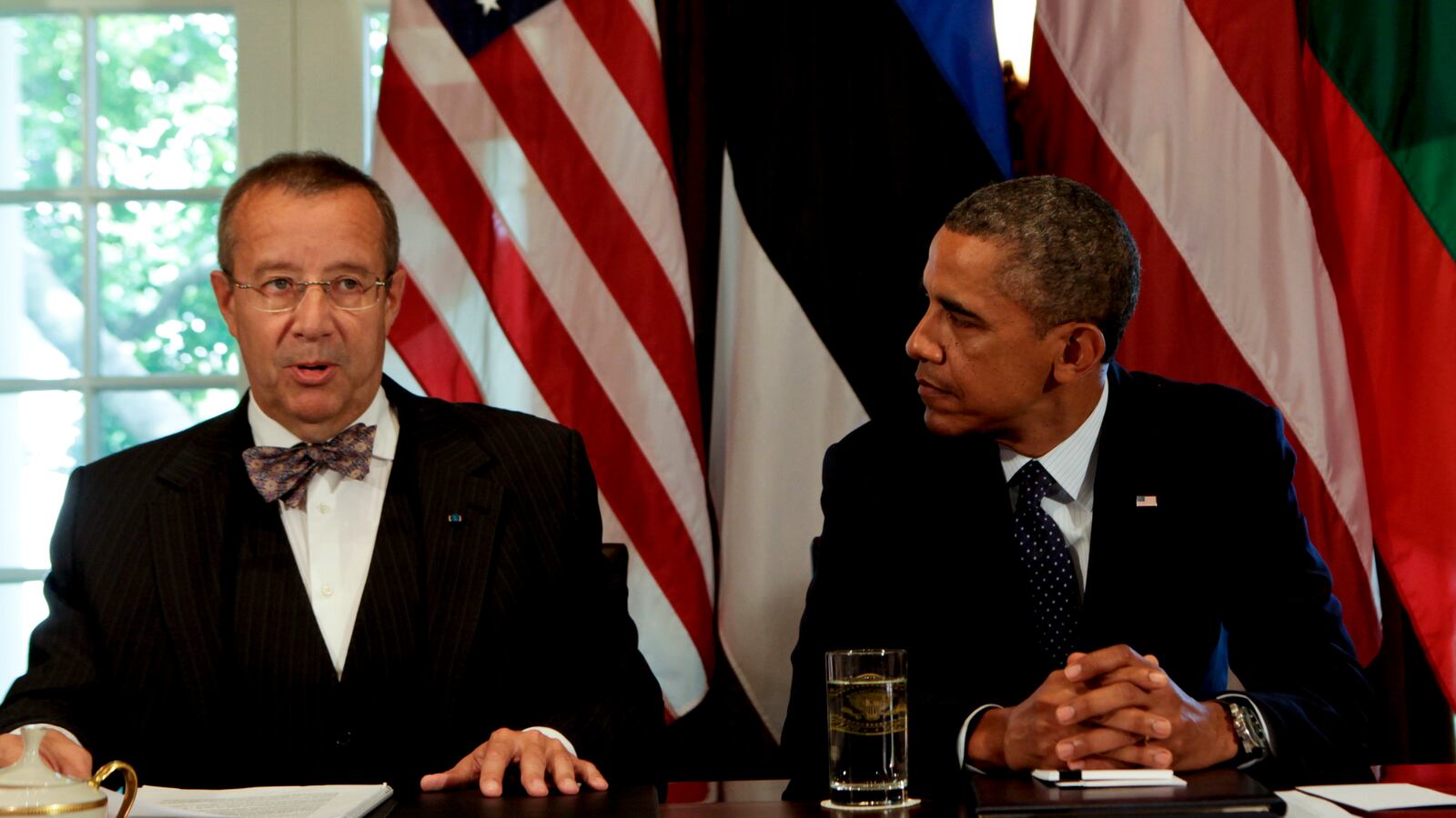 cheats/2014/09/05/estonian-official-abducted-at-gunpoint/140905-estonia-cheat_aui42q