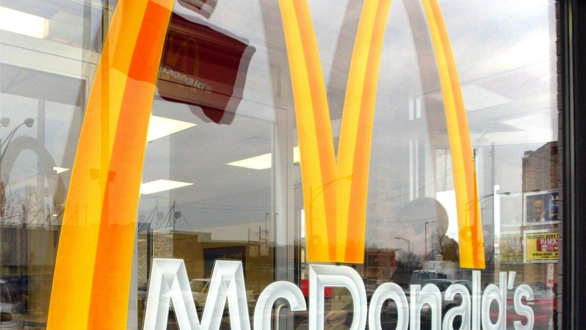 cheats/2013/01/22/mcdonald-s-settles-700-000-lawsuit/mcdonalds-lawsuit-cheat_s6tn41