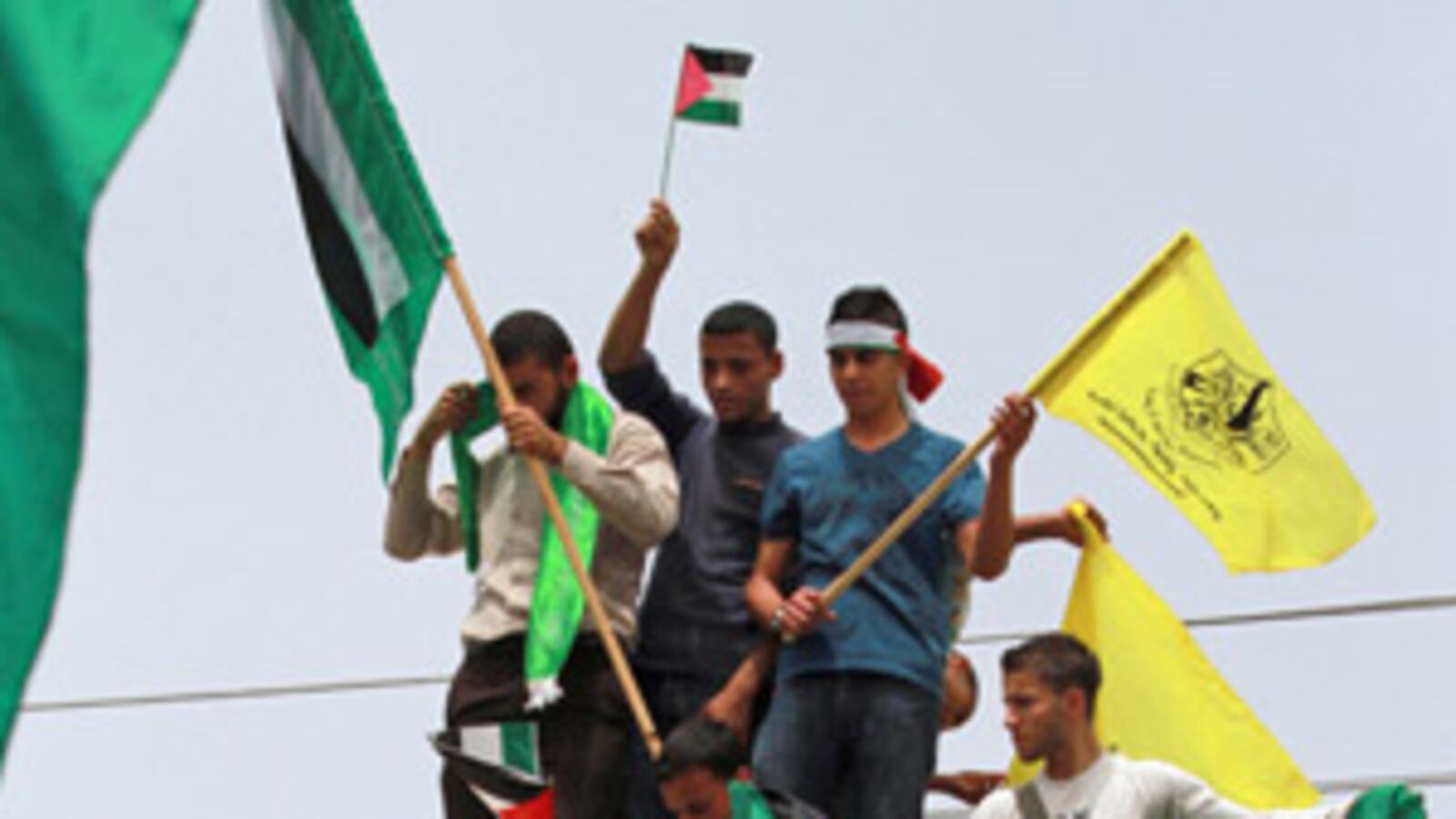 cheats/2011/05/04/fatah-hamas-proclaim-reconciliation/hamas-fatah-reconciliation_dlfv4g