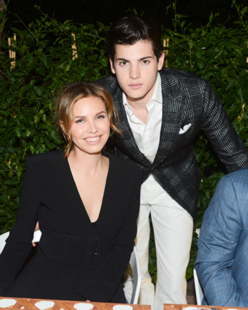 galleries/2012/06/14/credit-suisse-newsweek-daily-beast-dinner-with-dasha-zhukova-tina-brown-bryan-lourd-rem-koolhaas-and-hans-ulrich-obrist-photo/gal-basel-14_ychrla