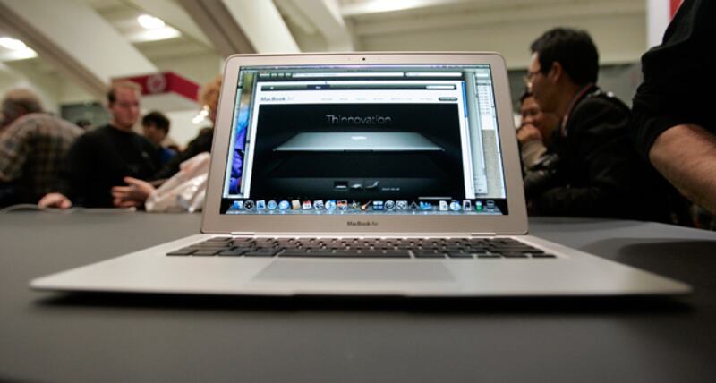 galleries/2010/08/31/apple-rumors/apple-rumors---macbook-air_omec8p