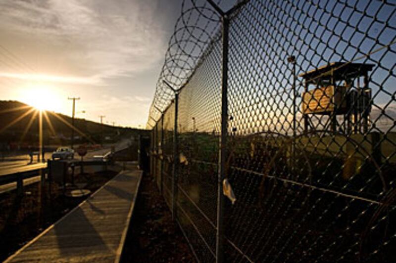 articles/2009/04/28/the-crimes-of-guantanamo/mckelvey-guantanamo_24185_qqhutd