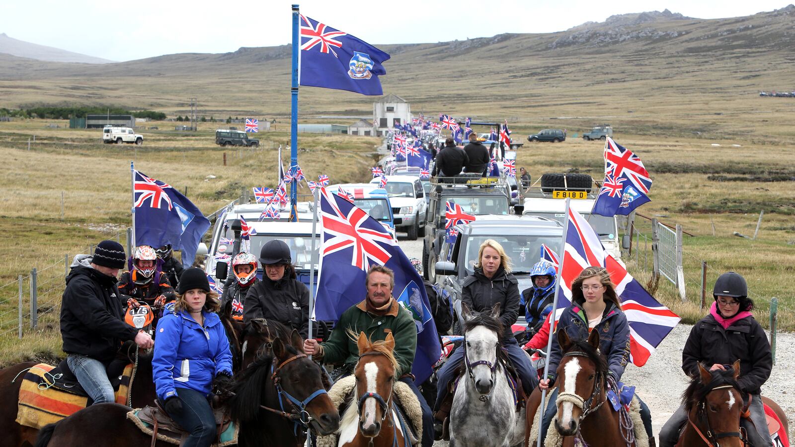 cheats/2013/03/12/cameron-respect-falklands-vote/130312-cameron-falkland-argentina-cheat_xvvycr