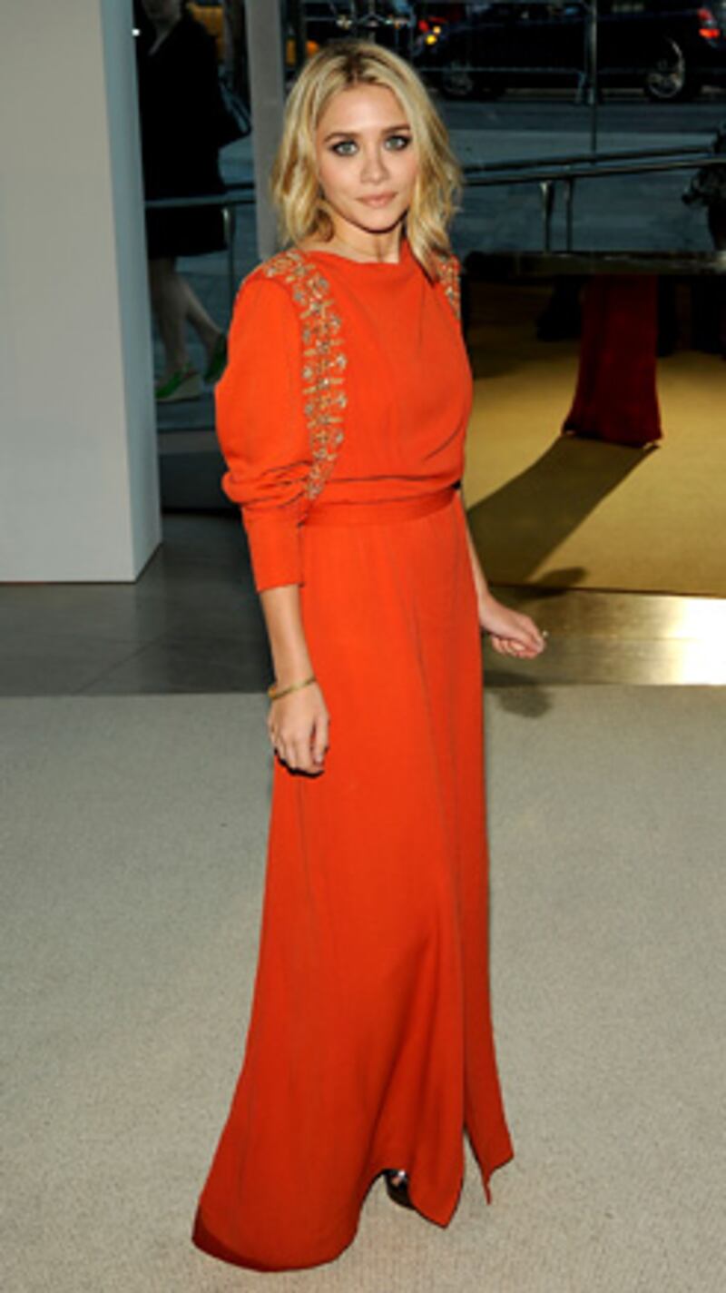 galleries/2009/06/15/the-oscars-of-fashion/cfda-red-carpet---ashely-olsen_r3wo9s