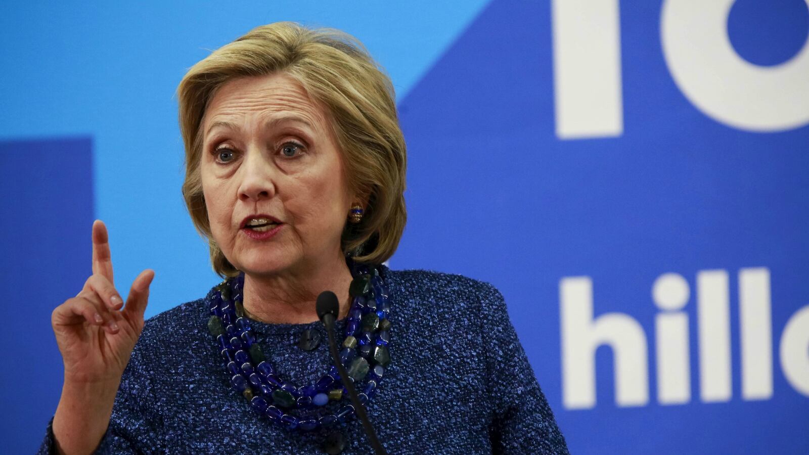 cheats/2015/10/29/hillary-don-t-abolish-the-death-penalty/151029-hillary-cheat_tbq310