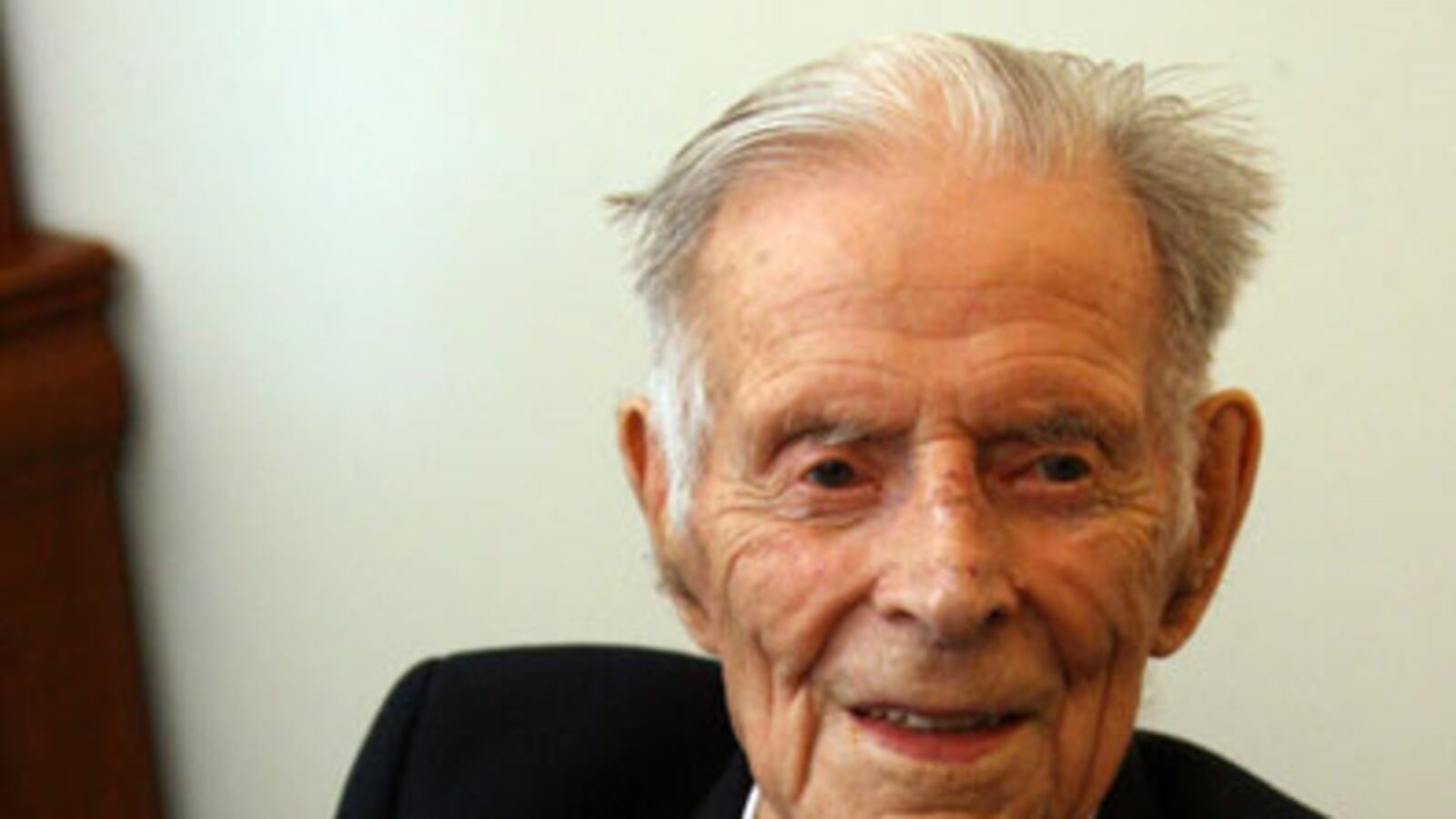 cheats/2009/07/25/last-british-wwi-vet-dies/harry-patch_yxn2ii