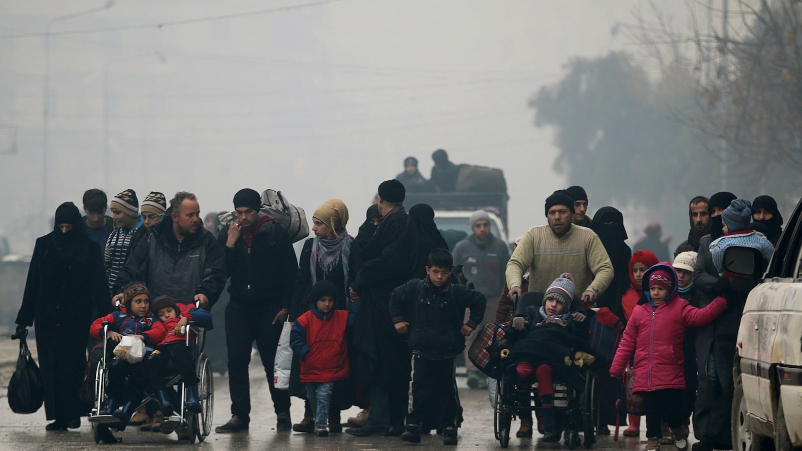 cheats/2016/12/13/syrian-rebels-cease-fire-deal-reached/161213-aleppo-evacuation-cheat_fkdses