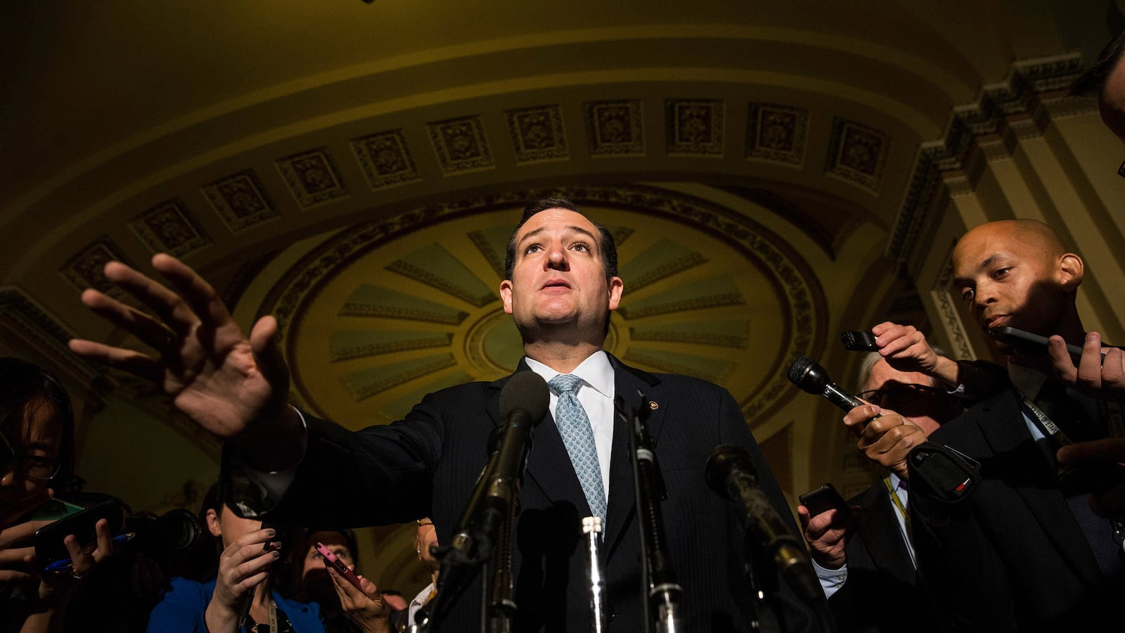 articles/2013/10/18/the-ted-cruz-armageddon-is-coming/131017-tomasky-cruz-tease_hjkhvs