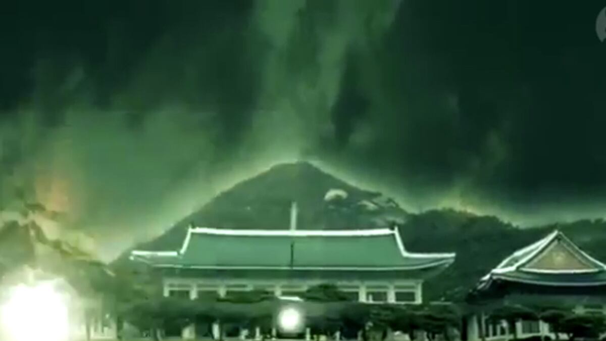 cheats/2016/04/05/n-korea-posts-video-blowing-up-seoul/160405-north-korea-nuke-seoul-video-cheat_bhsptm