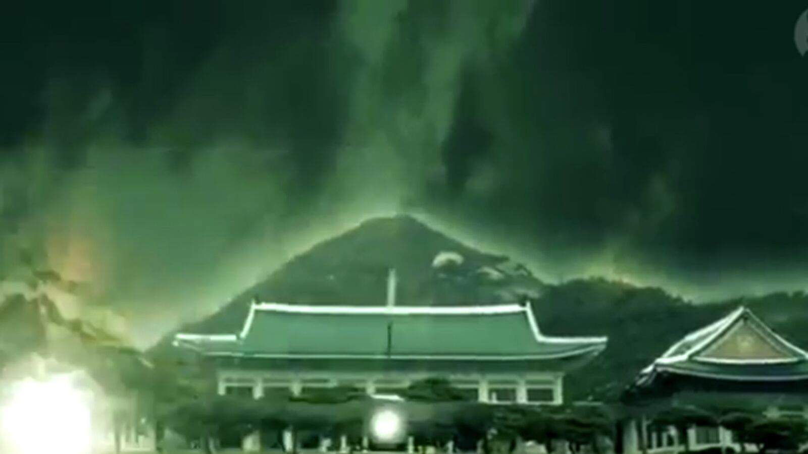 cheats/2016/04/05/n-korea-posts-video-blowing-up-seoul/160405-north-korea-nuke-seoul-video-cheat_bhsptm