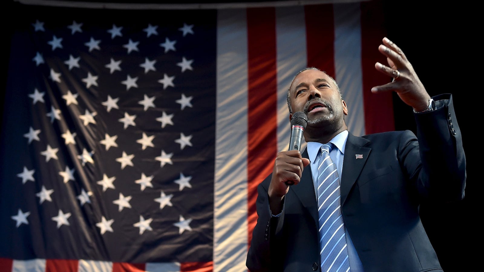 articles/2015/11/18/ben-carson-s-church-we-re-glad-he-s-not-here/151117-resnick-carson-church-tease_sdbvem