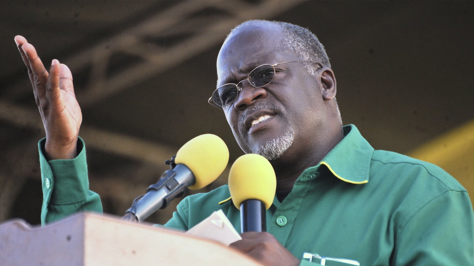articles/2015/10/24/tanzania-s-election-crackdown-on-dissent/151024-lopez-tanzania-elections-tease_hywj4l