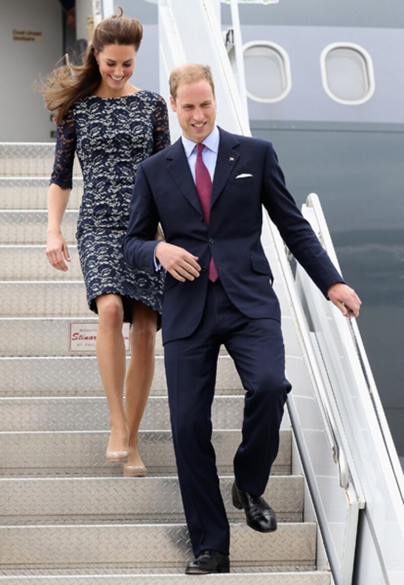 galleries/2011/07/01/royal-tour-of-canada-and-the-united-states/royal-tour-canada-arrival_uxelnb