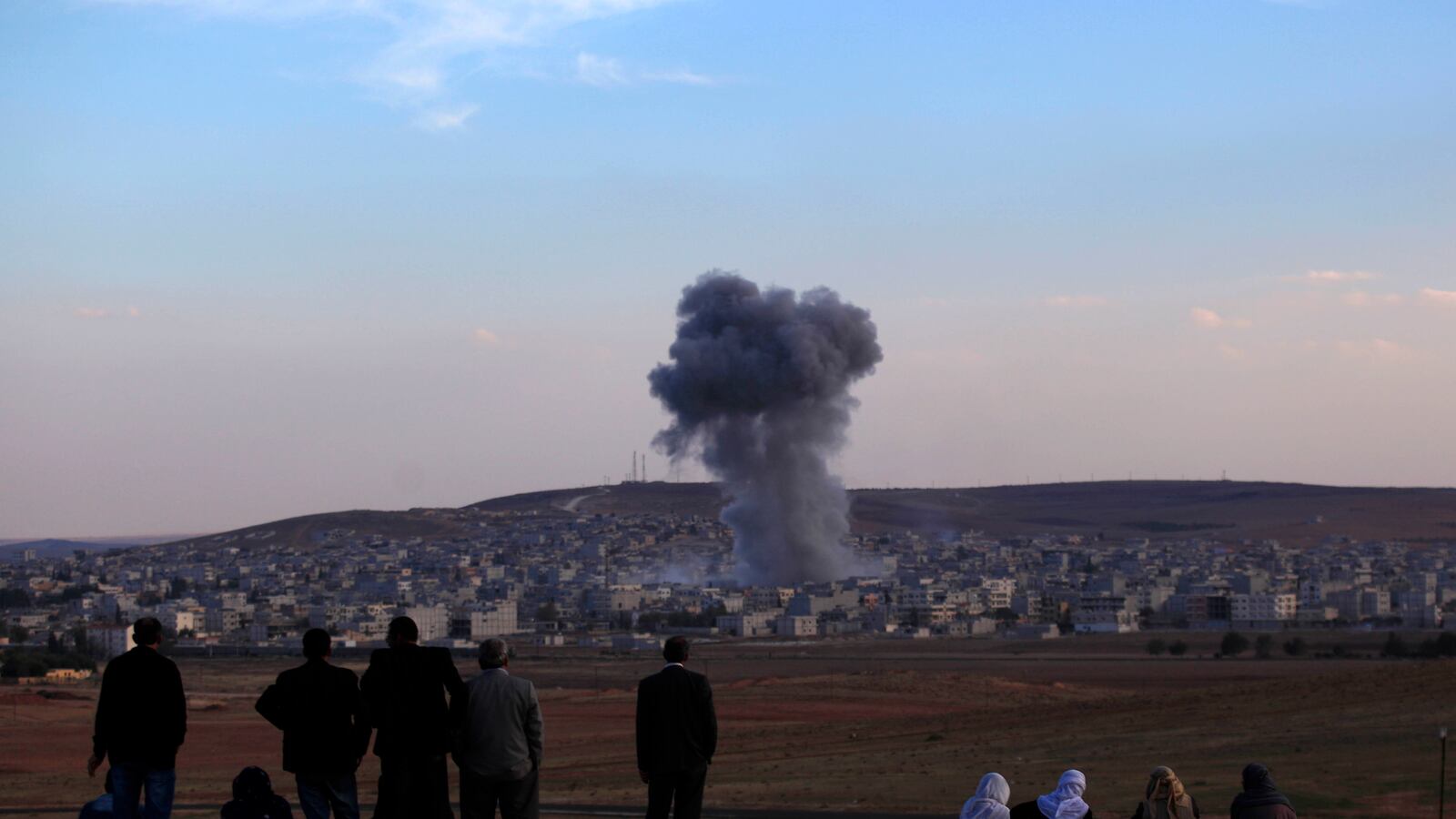 cheats/2014/10/23/u-s-killed-553-people-in-syria/141023-syria-death-toll-cheat_xqelcc