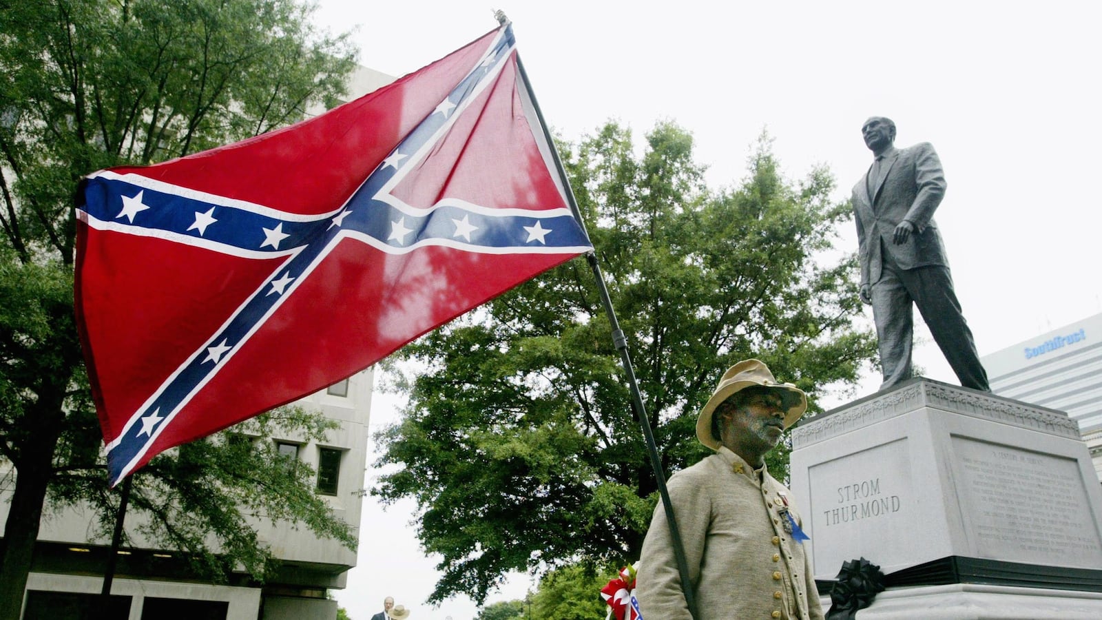 cheats/2015/06/22/miss-speaker-confederate-flag-has-to-go/150622-mississippi-cheat_iwweyd