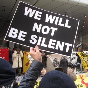 181210-siegel-whitney-tease_ombh9k