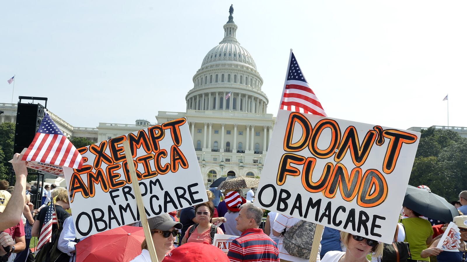 articles/2014/05/02/obamacare-truthers-get-caught-in-a-lie-on-delinquency-rate/140501-tomasky-obamacare-tease_witedu