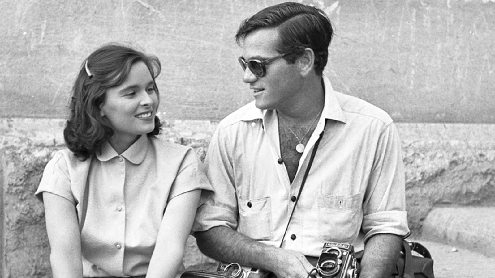 galleries/2013/07/28/milton-greene-s-glorious-portraits/130727-Milton-Greene-tease-new_wbavah