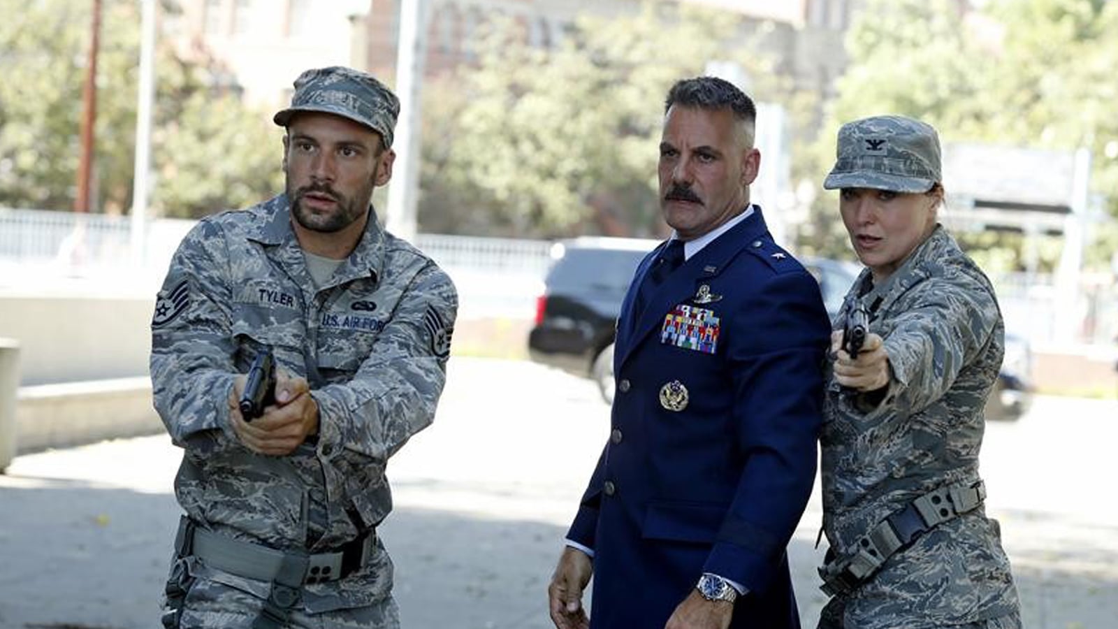 articles/2014/09/22/the-leaner-meaner-season-2-of-marvel-s-agents-of-s-h-i-e-l-d/140920-lynch-agents-sheild-tease_bwkd8e