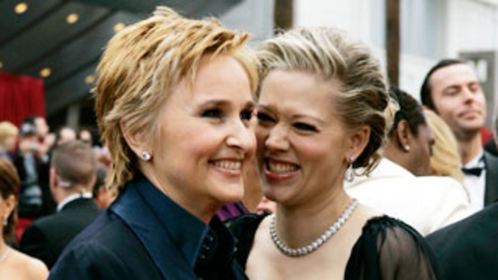 galleries/2009/04/07/celebrity-gay-weddings/gay-marriages---etheridge-michaels_tiudgl