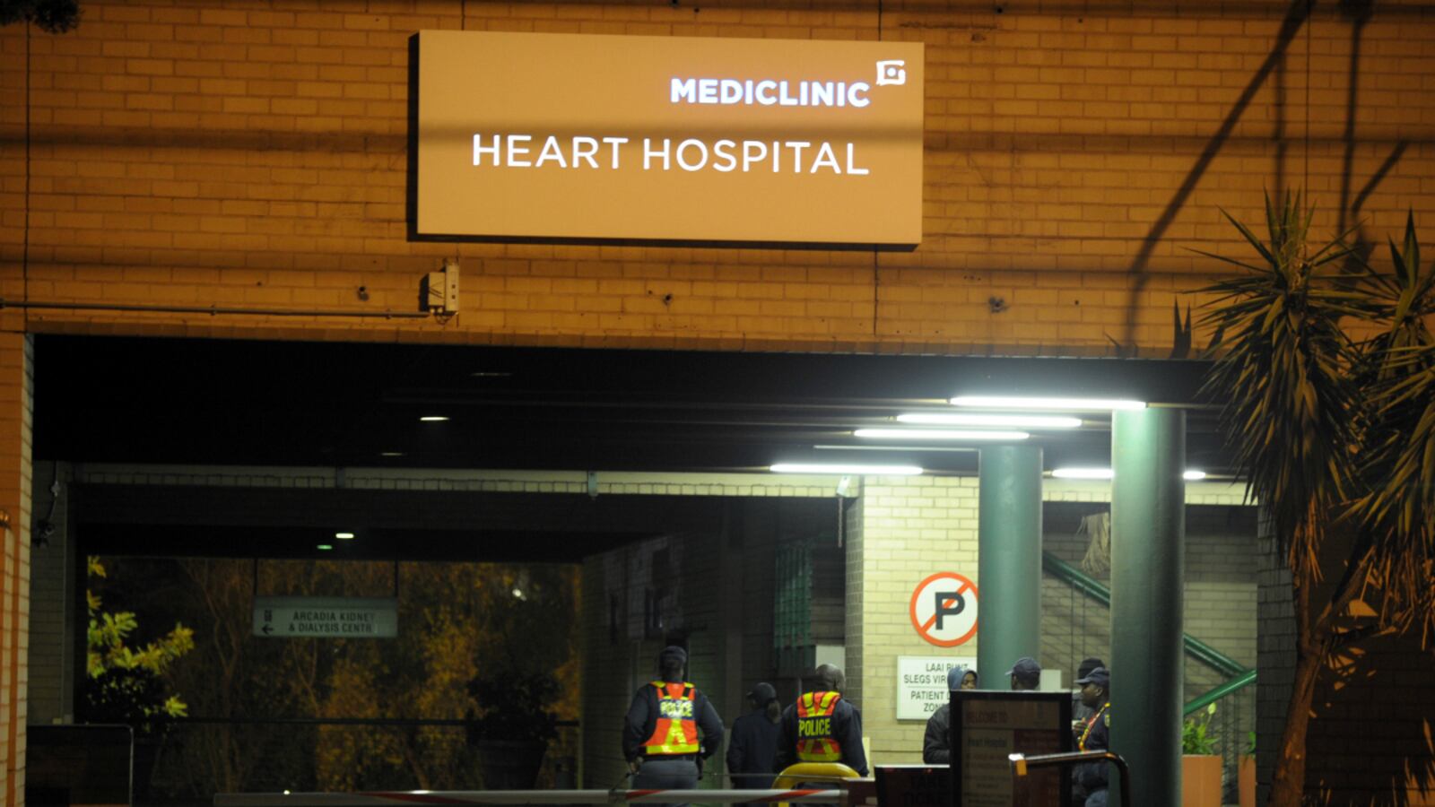 cheats/2013/06/23/mandela-said-to-be-in-critical-condition/mandela-critical-condition-cheat_pepwqk