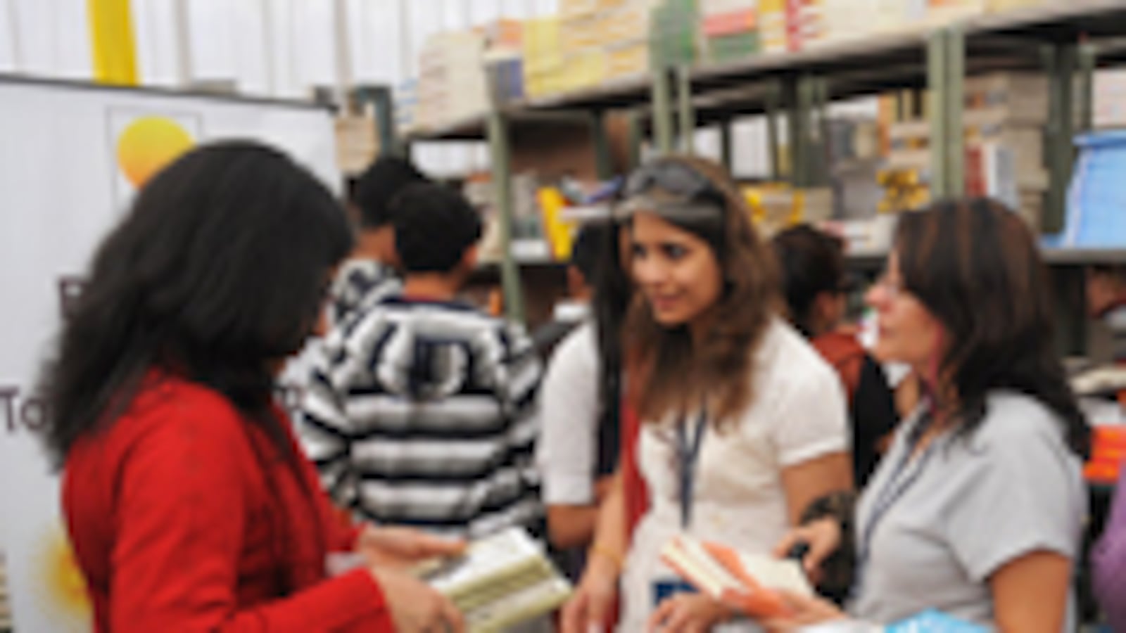 articles/2011/01/23/jaipur-literature-festival-controversy-over-dalrymple/hajari-jaipur_155106_c1zsf4