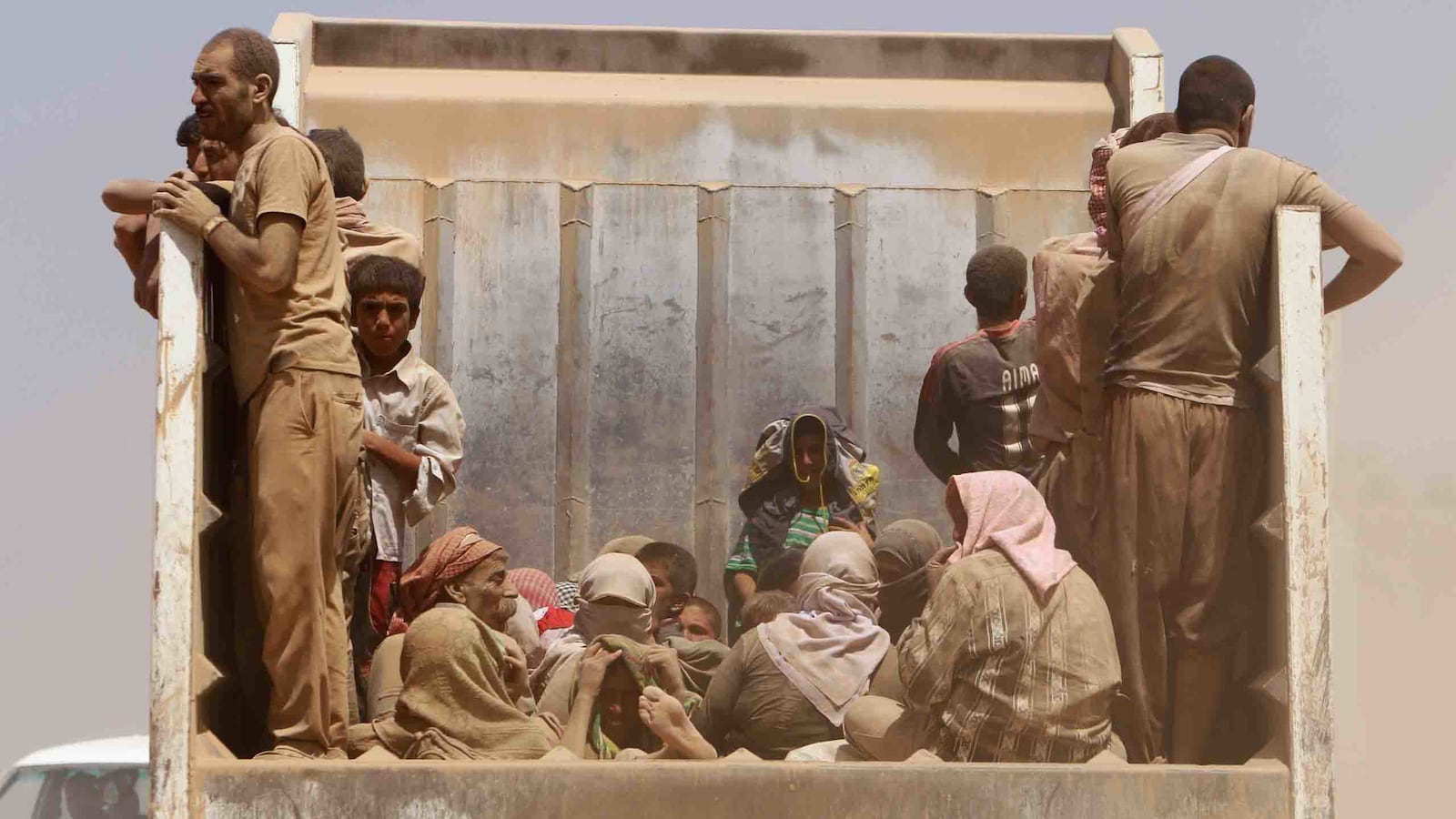 articles/2014/08/13/trapped-in-an-isis-prison-and-there-may-be-no-u-s-rescue/140813-dozier-iraq2-tease_fu0zm4