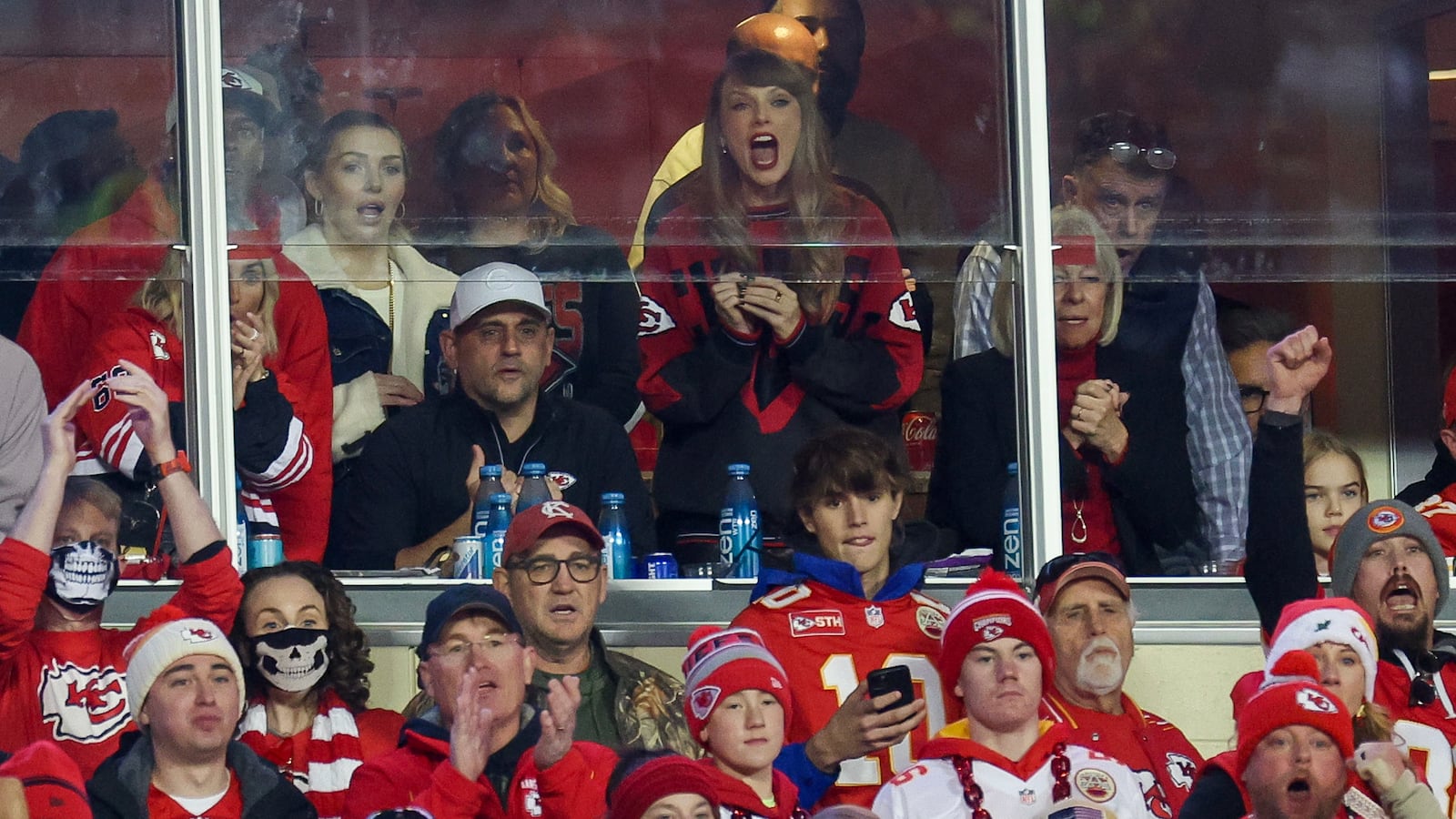 Taylor Swift reacts during the game between the Buffalo Bills and the Kansas City Chiefs