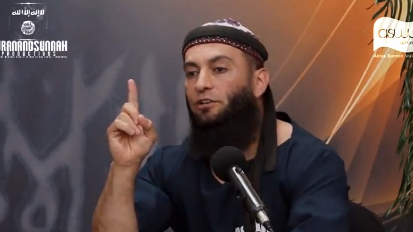 articles/2013/04/19/the-sheikh-who-may-have-influenced-boston-s-tsarnaev-brothers/130419-lake-sheikh-tease-embed_elzufz