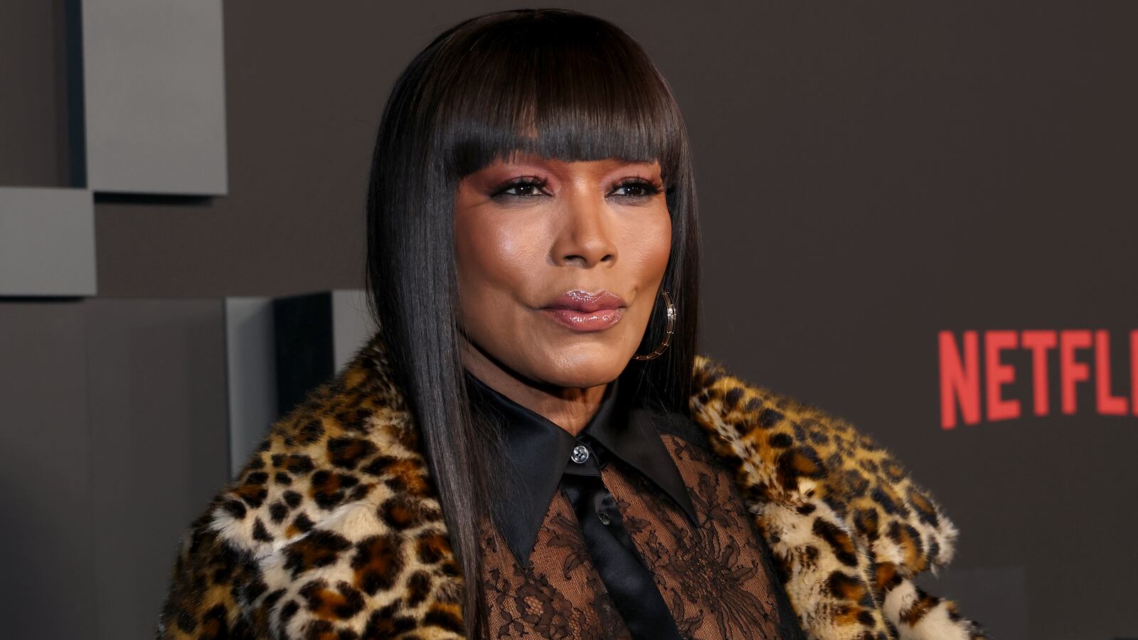 Angela Bassett