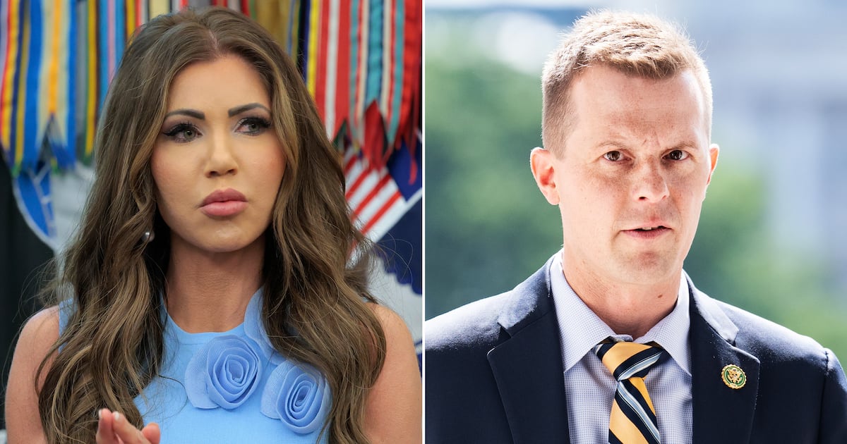 Dem Breaks With Party After Noem Security Stunt: ‘Politics as Theater’